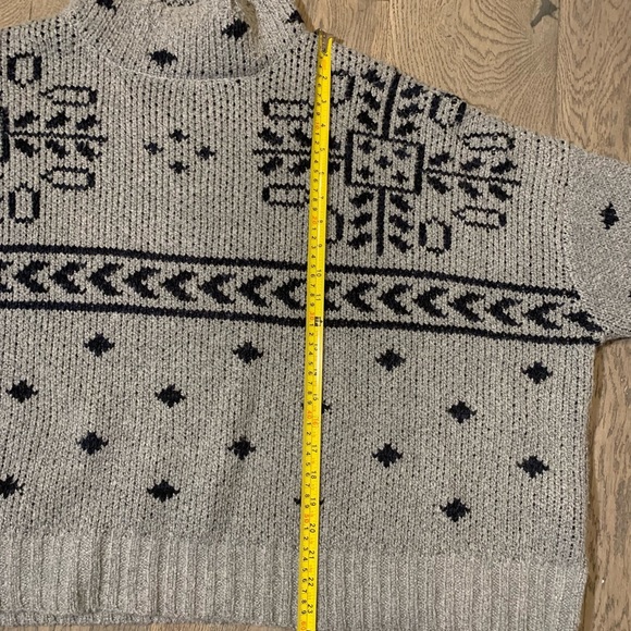 JOHN and JENN chunky mock neck sweater - Picture 5 of 8